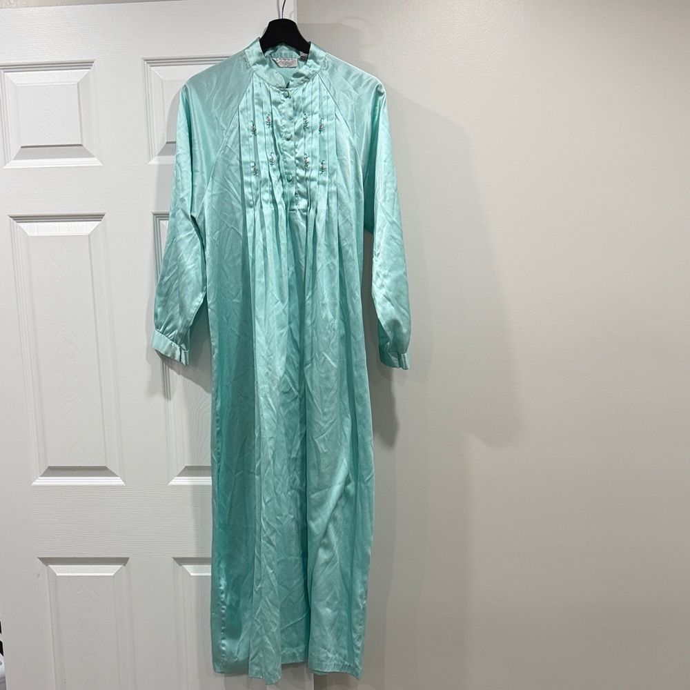 Elegant Aqua Nightgown Lord and Taylor